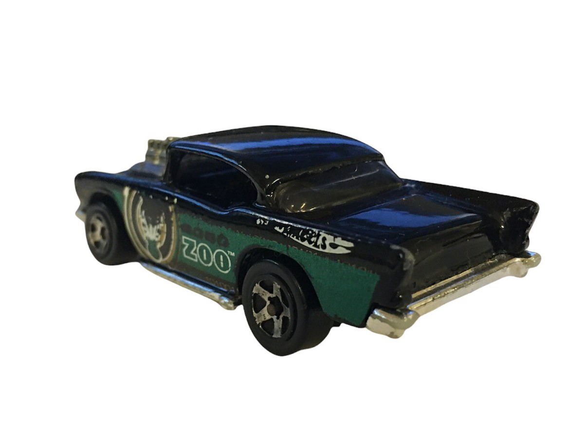 ⚡⚡⚡Vintage 1976 Hot Wheels '57 CHEVY ROBO ZOO - Black & Green