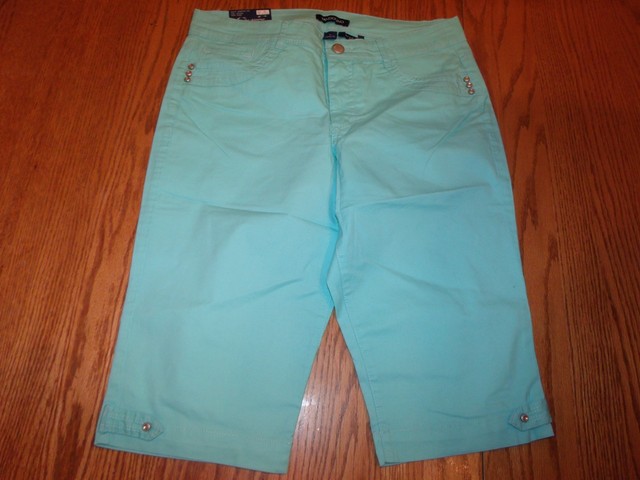 bandolino shorts and capris