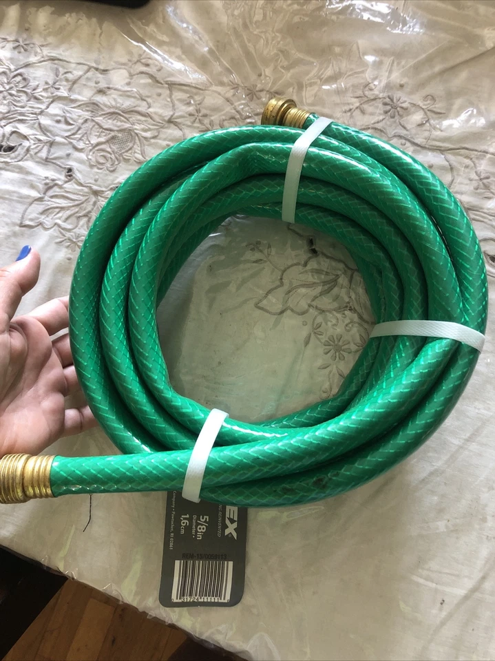 Mangueira de água conector verde APEX 15 pés x 5/8 polegadas novo item nunca usado fechado - Imagem 4 de 4