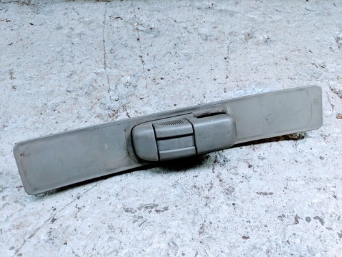 NISSAN PATROL Y61 O/S/F DRIVER SIDE RIGHT FRONT SEAT BELT TENSIONER