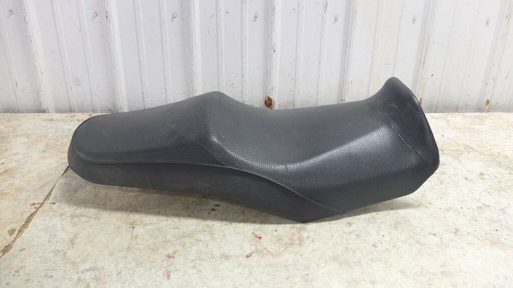 01 Yamaha FZ1 FZ 1 FZS1000 FZS 1000 Fazer Seat | eBay