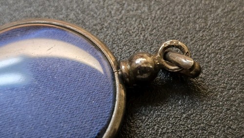 Victorian Silver Embroidery Shadowbox Pendant - Picture 3 of 5