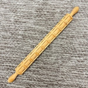 VTG RAVIOLI PASTA PRESS CUTTER 9 SLOT 4 ROW ROLLING PIN 23"