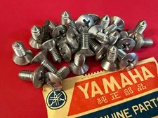 YAMAHA • NOS Headlight Rim Oval Head Screw RD125 RD200 RD250 RD350 RD400 XS1 HS1