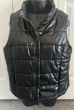 Converse One Star Womens' Puffer Vest Black Large Snap Front Zipper Pockets