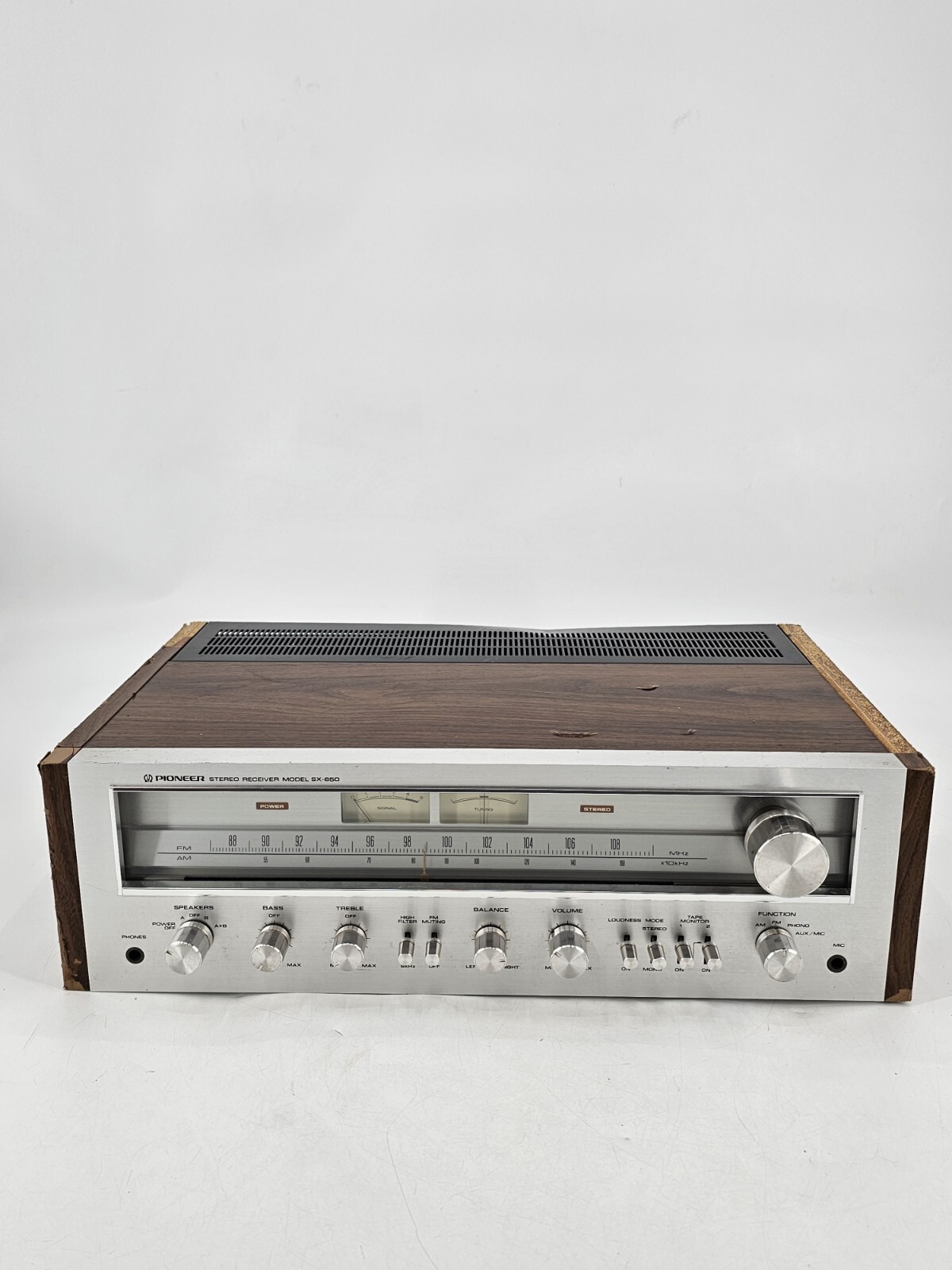 PIONEER SX-650 AM/FM STEREO RECEIVER