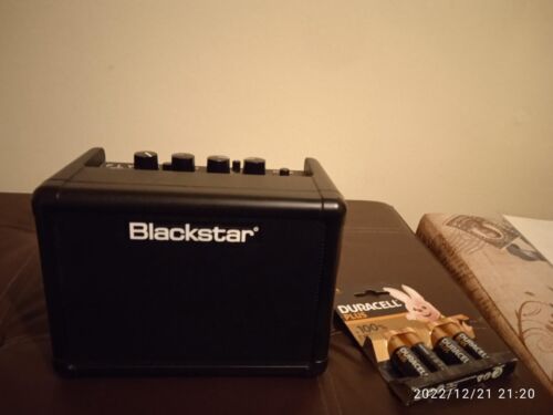Blackstar fly 3W guitar amp, with batteries included - Picture 1 of 2