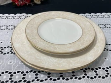 Set of 4 Ralph Lauren "Meredith" Tan Border Plates - 2 Dinner and 2 Salad Plates