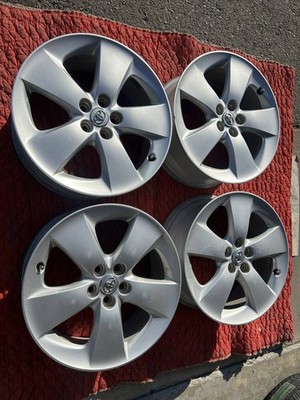 A106-2K Toyota Genuine 30 Series Prius S Touring Selection 17 7J 50 5H100 4 Piec