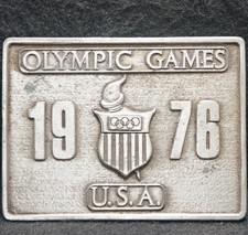 XE05110 GOOD VINTAGE 1976  OLYMPIC GAMES U.S.A.  SPORT MENS PEWTER BELT BUCKLE