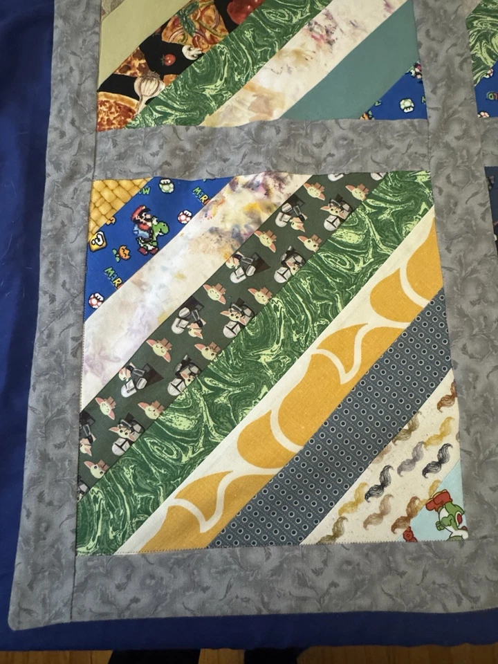 Manta acolchada hecha a mano con retazos 52x72 tela novedosa a rayas acogedora cama de regazo Foto 3 de 4