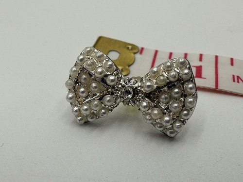 Vintage Metal Pearl Rhinestone Bow Stud Earrings - Picture 5 of 5