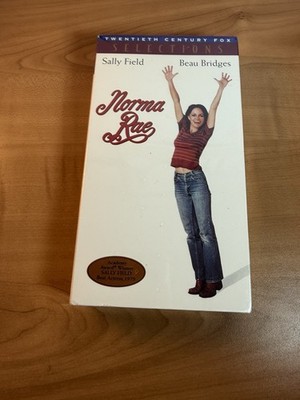 Norma Rae VHS Tape 1986 20th C Fox Hi-Fi Sally Field Beau Bridges Movie Sealed