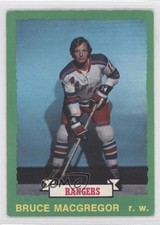 1973-74 O-Pee-Chee Light Back Bruce MacGregor #201 0a1