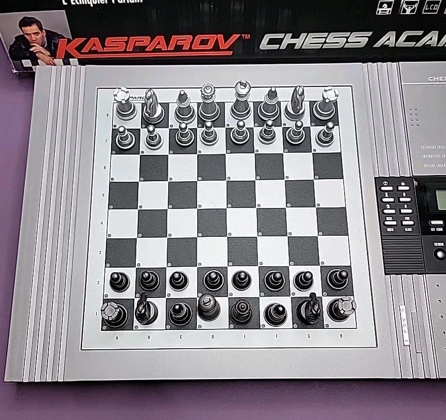 Vintage Saitek Kasparov Talking Chess Academy - Clean - Image 2 of 4