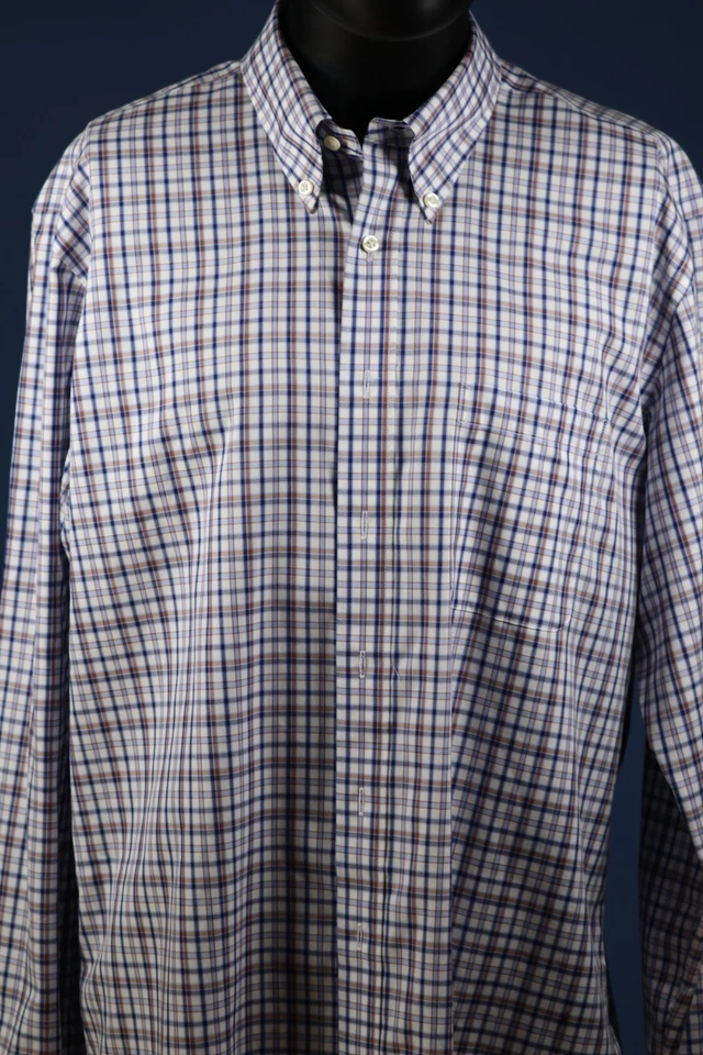 Lot 2 Kirkland Men’s Traditional Fit Non‑Iron Plaid Dress Shirts 16.5 36‑37 48" - Image 3 of 4
