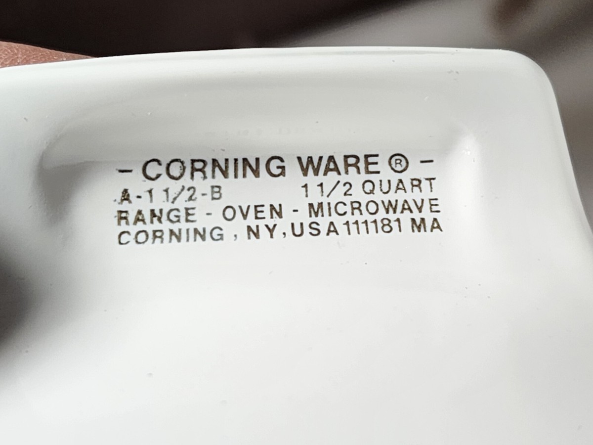 Est -NEW Sealed Vintage Corning Ware Blue Cornflower 6 Piece