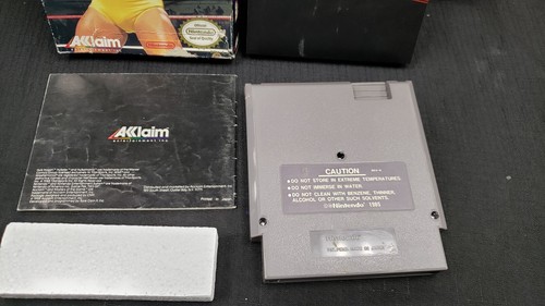 CIB WWF WRESTLEMANIA NINTENDO NES VIDEO GAME COMPLETE IN BOX W/ PROTECTOR CASE - Picture 3 of 11