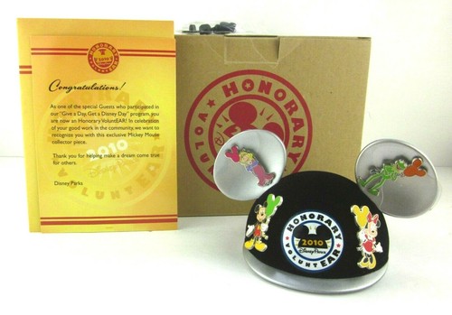 Sombrero Mickey Honorario VoluntEAR de los Parques Disney con 4 Pines Caja Carta