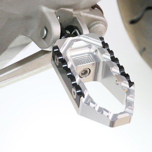 Silver TRC Front Cruise Foot Pegs For Triumph Scrambler 1200 19 20 21 22 23 - Picture 2 of 5