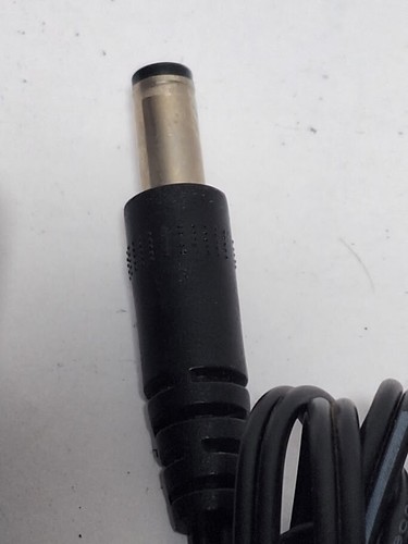 YNQX30G190120UL AC Adapter Output 19V 1.2A 22.8W - Picture 3 of 4