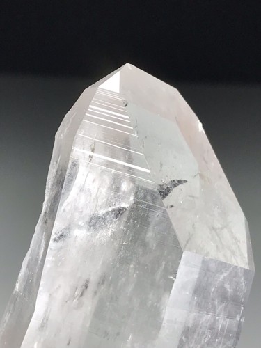 LARGE GEM QUARTZ CRYSTAL FROM PEÑA BLANCA, BOYACÁ, COLOMBIA - Picture 12 of 12