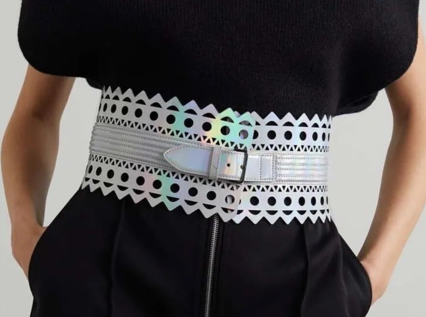 Alaia Laser-cut iridescent leather waist belt Sz 60 NWT | eBay display picture 1