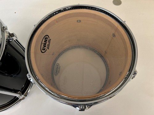 Premier Signia Black 12"x10" deep and 13"x 11" deep Toms - Picture 3 of 4