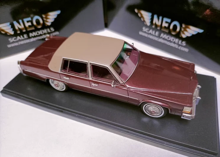 Neo 1/43 Resin car model Cadillac Fleetwood Brougham 1982 4