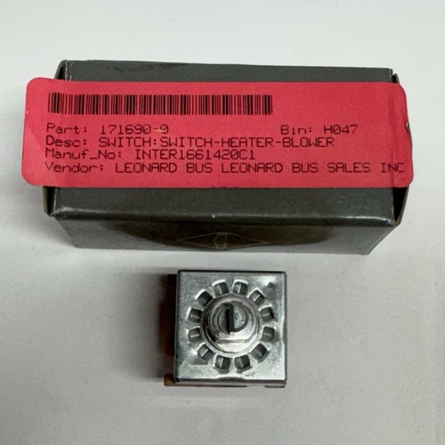 Interruttore Navistar International 1661420C1 Camion 1661420C1 - Foto 1 di 3