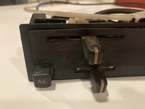 86-87 Toyota 4runner Pickup SR5 HVAC controls w/ AC switch FLAW READ OEM - Picture 2 of 14