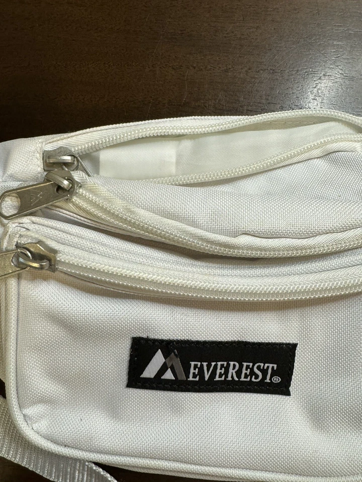 Riñonera deportiva vintage Everest original de nailon blanca de viaje Foto 2 de 4