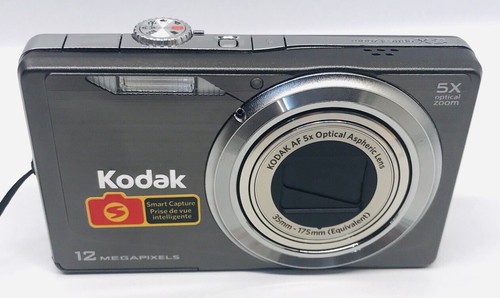 Kodak 12 Megapixels 5x Zoom Easy Share 35mm Digital Camera With Accessories - Picture 2 of 24