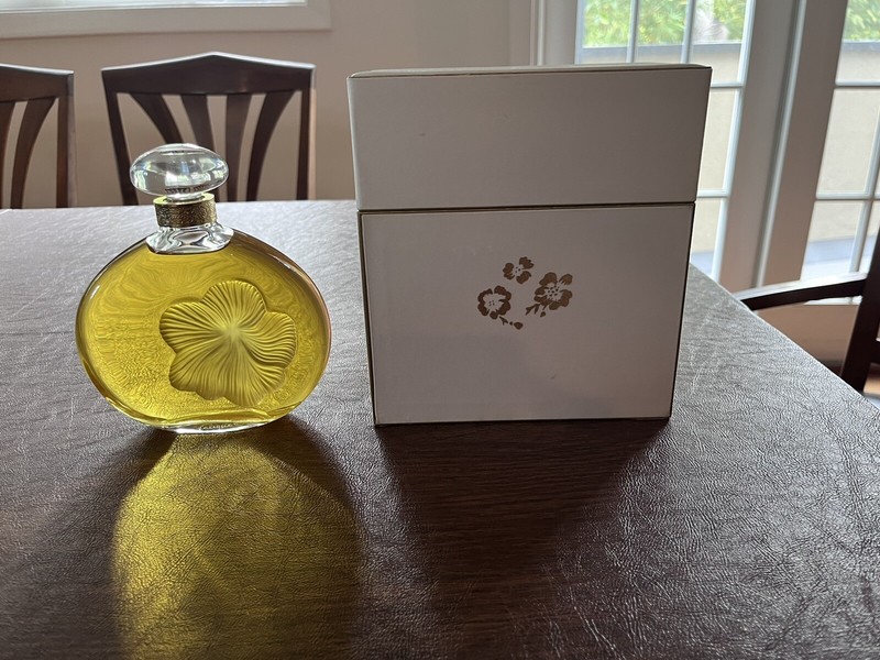 Vintage Very Rare Large Size 12 Fl oz Nina Ricci Fleur De Fleurs Perfume 