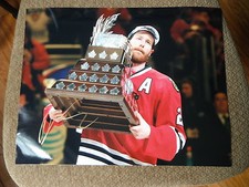 CHICAGO BLACKHAWKS DUNCAN KEITH SIGNED 2015 STANLEY CUP MVP 11X14
