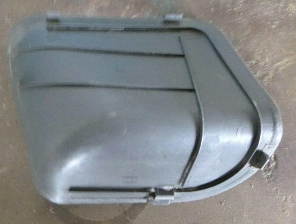 Cubierta de acceso globo luz trasera izquierda mitsubishi mirage 96-03 Foto 2 de 2