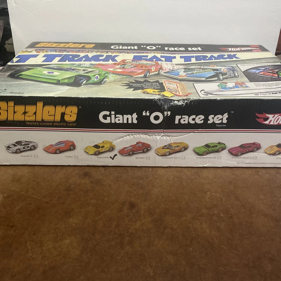 Mattel Hot Wheels Sizzlers Giant "O" Race Set NIB - Image 4 of 4