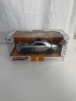 Jada Bigtime Muscle 2015 Dodge Challenger SRT Hellcat 1:24 Diecast Silver
