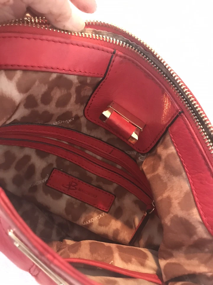 B Makowsky Soft Pebbled Glove Leather Turnlock Crossbody Red Handbag Medium - Image 4 of 4