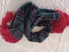 PETER MACARTHUR GREEN/RED /BLK SCARF W FRINGE 100 WOOL MADE IN SCOTLAND