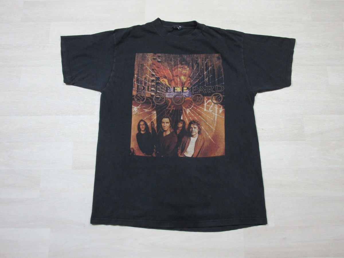 Vintage 1996 Def Leppard Slang Tour 1990s Rock Band Tee T Vintage 1996 Def Leppard Slang Tour 1990s Rock Band Tee T