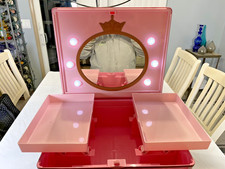 Disney Princess Kids Child Play Light-Up Vanity Makeup Mirror Stand/Carry Case