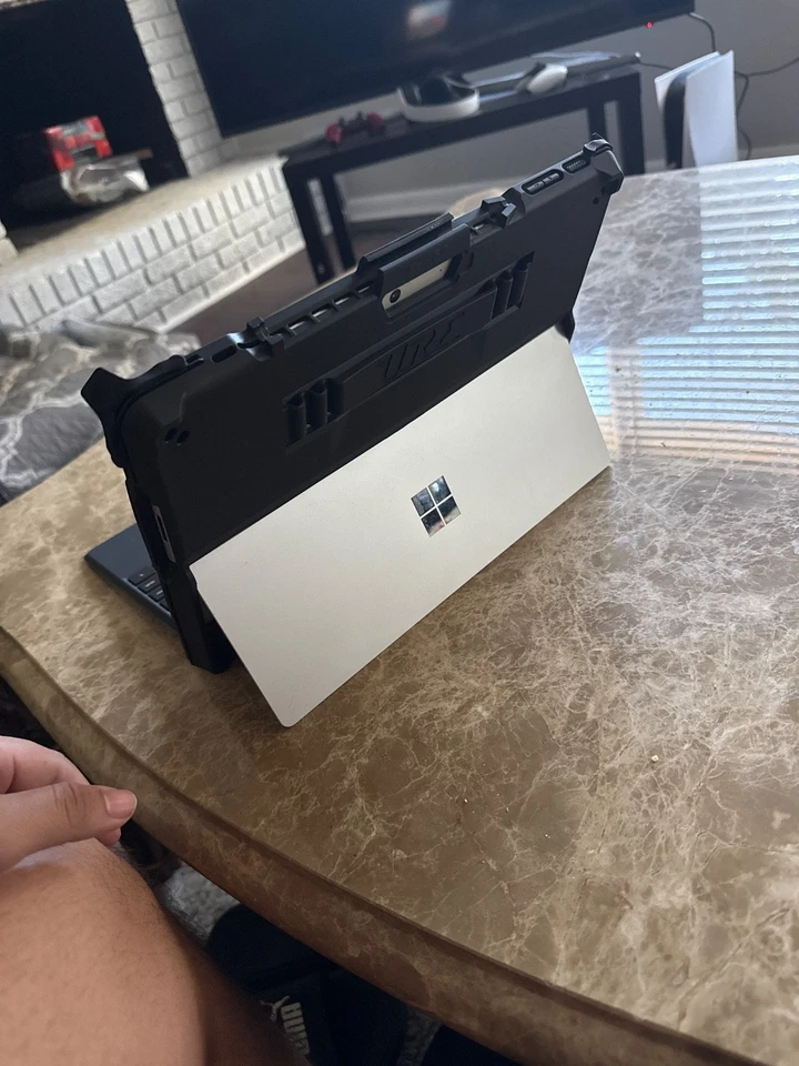 Microsoft surface pro 11th edition 13inch, copilot with Microsoft keyboard   - Image 3 of 4