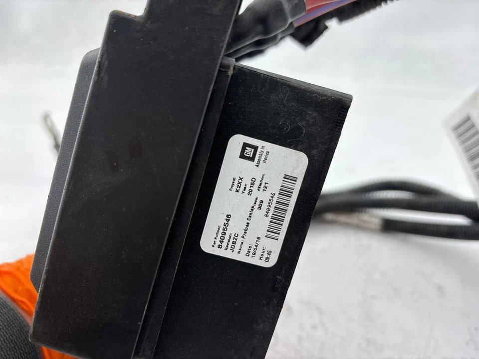 Chevrolet Tahoe 2015-2020 positivo cableado batería arnés y caja de fusibles OEM Foto 4 de 4