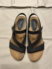 Eurosoft by Sofft Giannetta Black Crisscross Strappy Wedge Sandals Size 10M