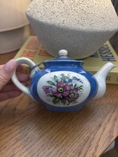 Antique Tea Pot - Gardner Porcelain Soviet Russia, Hammer and sickle 