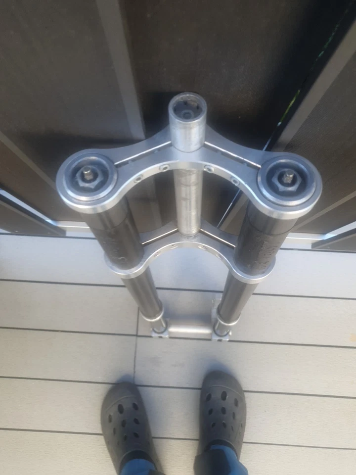 Downhill Upside Down Federgabel mit 20mm Steckachse "Bergman GT" - Bild 2 von 4