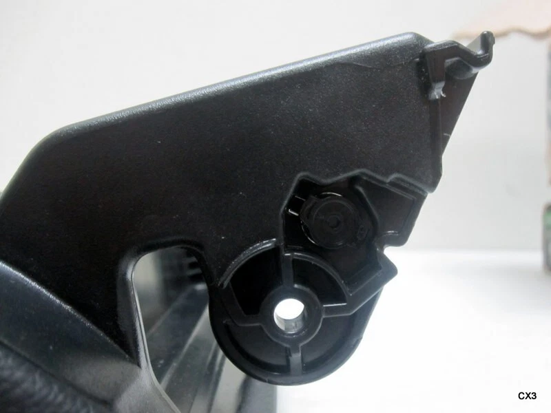 Saturn Vue 2008-2010 consola central reposabrazos cubierta tapa negra 241-01795 Foto 4 de 4