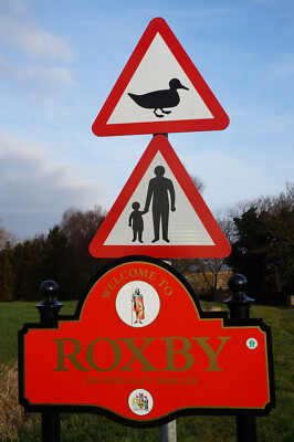 Photo 6x4 Roxby village sign on Brackenholmes Road  c2016