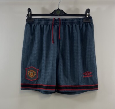 Manchester United Auswärts Fußballshorts 1995/96 Erwachsene Small Umbro D310